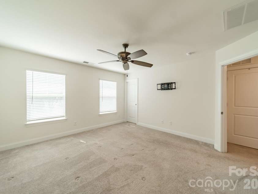 202 Waterlynn Ridge Road, Mooresville, NC 28117.  MLS# CAR4408929, YatesRealty ID 40515. 