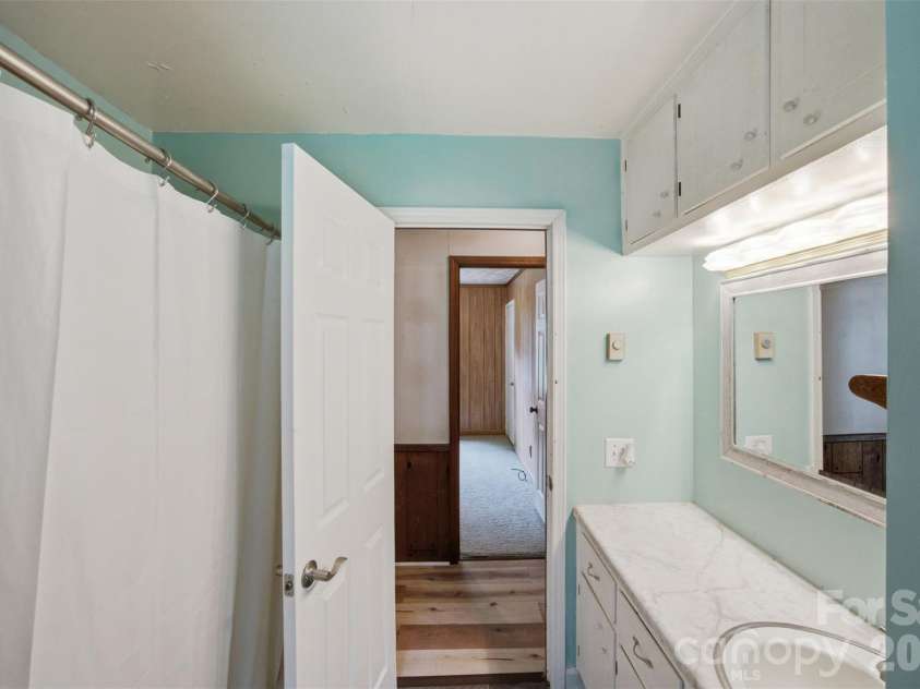 204 Milton Street, Salisbury, NC 28146.  MLS# CAR4404317, YatesRealty ID 40519. 