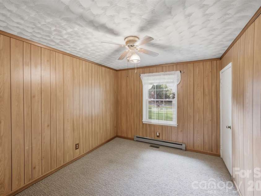 204 Milton Street, Salisbury, NC 28146.  MLS# CAR4404317, YatesRealty ID 40519. 
