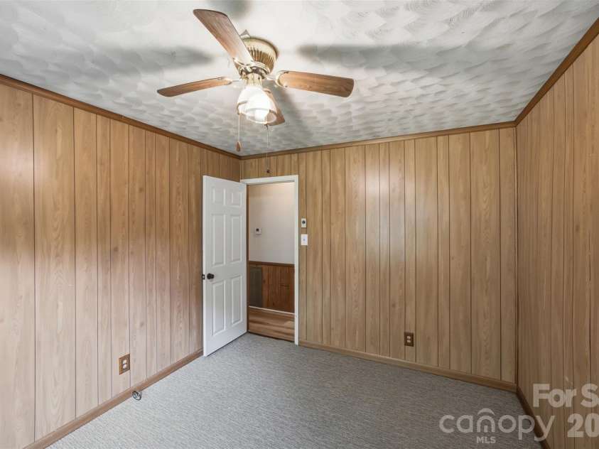 204 Milton Street, Salisbury, NC 28146.  MLS# CAR4404317, YatesRealty ID 40519. 