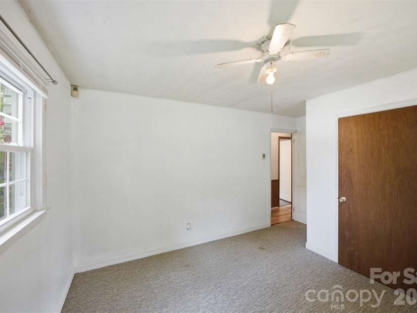 204 Milton Street, Salisbury, NC 28146.  MLS# CAR4404317, YatesRealty ID 40519. 