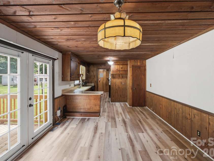 204 Milton Street, Salisbury, NC 28146.  MLS# CAR4404317, YatesRealty ID 40519. 