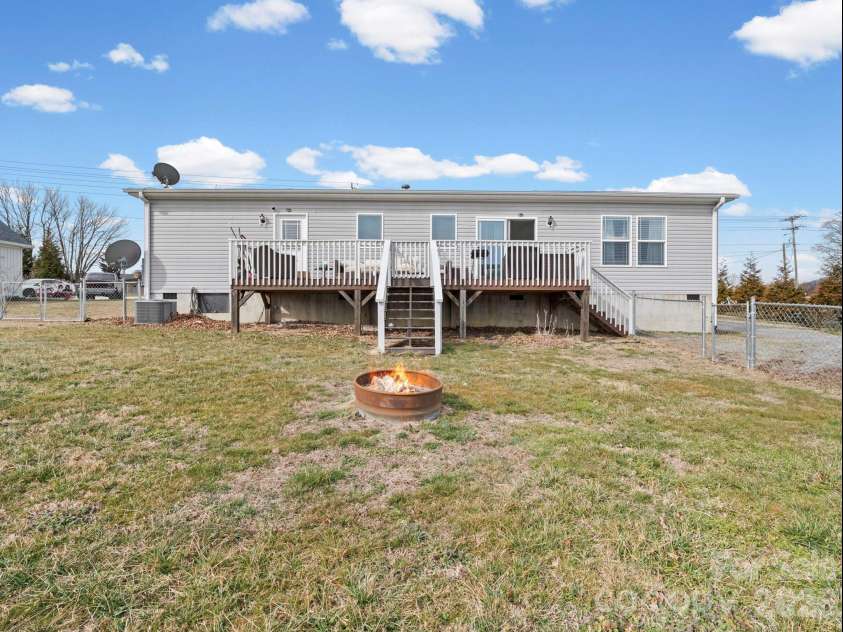 1796 Pilot Mountain Road, Hendersonville, NC 28792.  MLS# CAR4336944, YatesRealty ID 4052. 