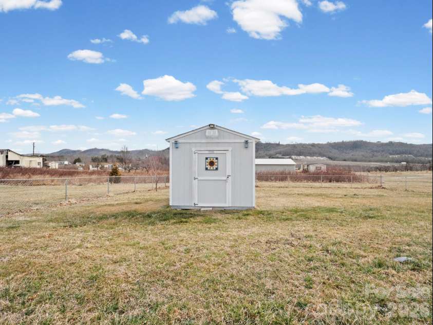 1796 Pilot Mountain Road, Hendersonville, NC 28792.  MLS# CAR4336944, YatesRealty ID 4052. 