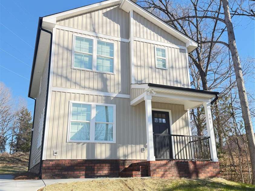 541 Martin Luther King Jr Boulevard, Kannapolis, NC 28083.  MLS# CAR4338247, YatesRealty ID 4052. 