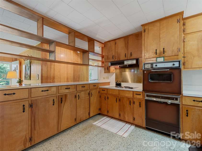51 Atari Road, Waynesville, NC 28786.  MLS# CAR4407713, YatesRealty ID 40521. 