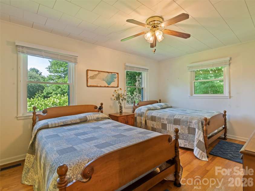 51 Atari Road, Waynesville, NC 28786.  MLS# CAR4407713, YatesRealty ID 40521. 