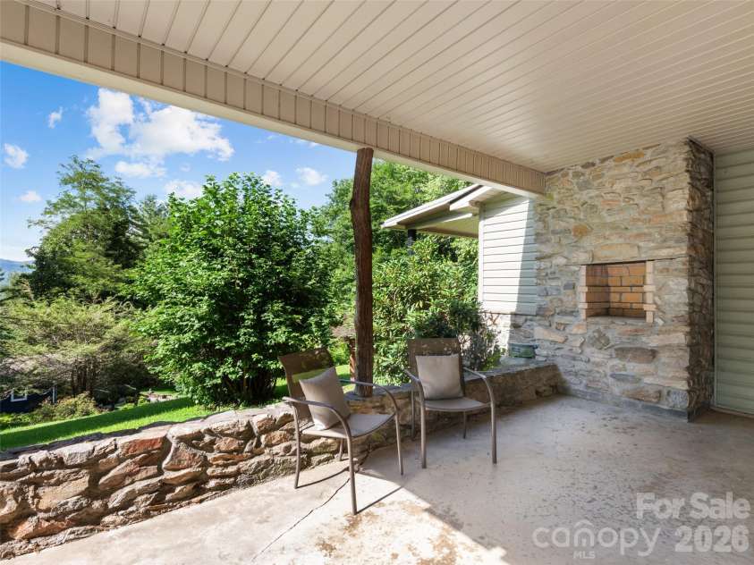 51 Atari Road, Waynesville, NC 28786.  MLS# CAR4407713, YatesRealty ID 40521. 