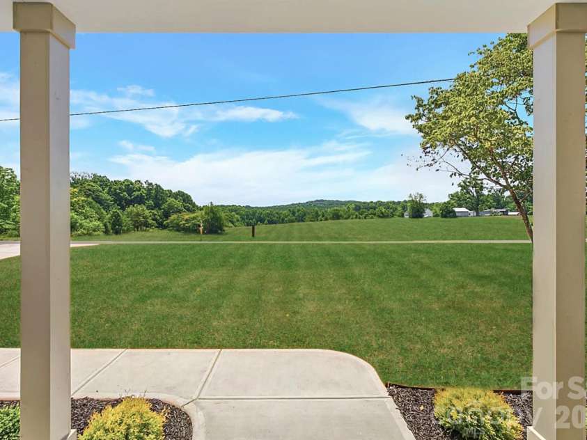 719 Chestnut Ridge Church Road, Kings Mountain, NC 28086.  MLS# CAR4400475, YatesRealty ID 40522. 