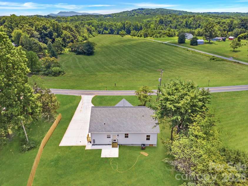 719 Chestnut Ridge Church Road, Kings Mountain, NC 28086.  MLS# CAR4400475, YatesRealty ID 40522. 