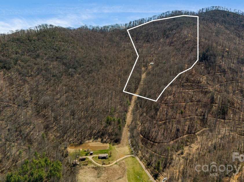 505 Teenas Lane, Burnsville, NC 28714.  MLS# CAR4232237, YatesRealty ID 4053. The house is at the end of the road.