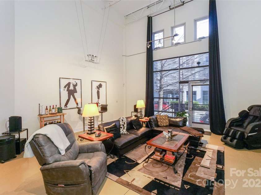 929 Westmere Avenue, Charlotte, NC 28208.  MLS# CAR4193094, YatesRealty ID 4053. 