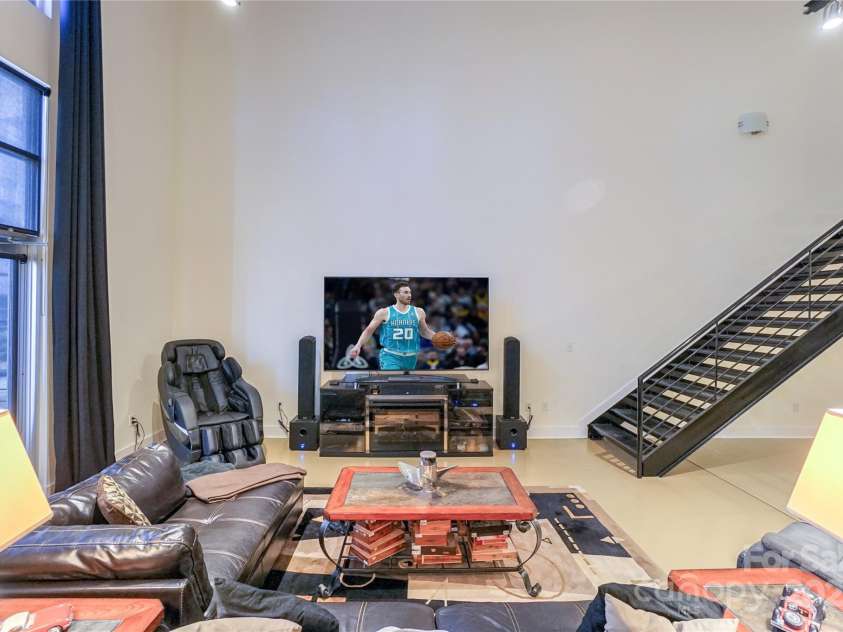 929 Westmere Avenue, Charlotte, NC 28208.  MLS# CAR4193094, YatesRealty ID 4053. 