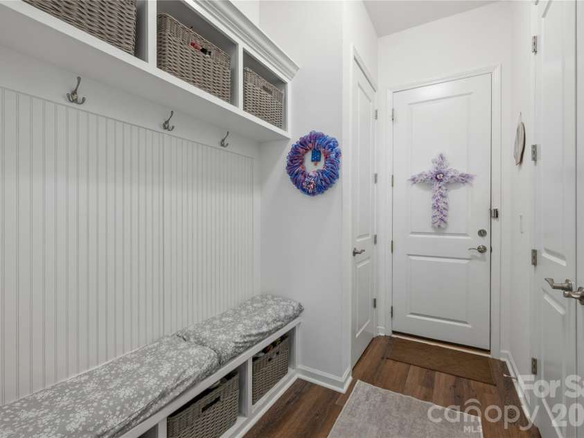 6612 Star Drive, Sherrills Ford, NC 28673.  MLS# CAR4408045, YatesRealty ID 40530. 