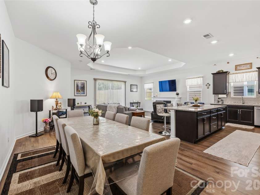 6612 Star Drive, Sherrills Ford, NC 28673.  MLS# CAR4408045, YatesRealty ID 40530. 