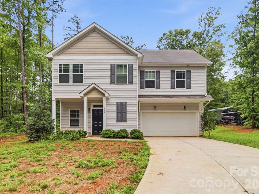 720 White Crane Road, Salisbury, NC 28146.  MLS# CAR4404297, YatesRealty ID 40531. 