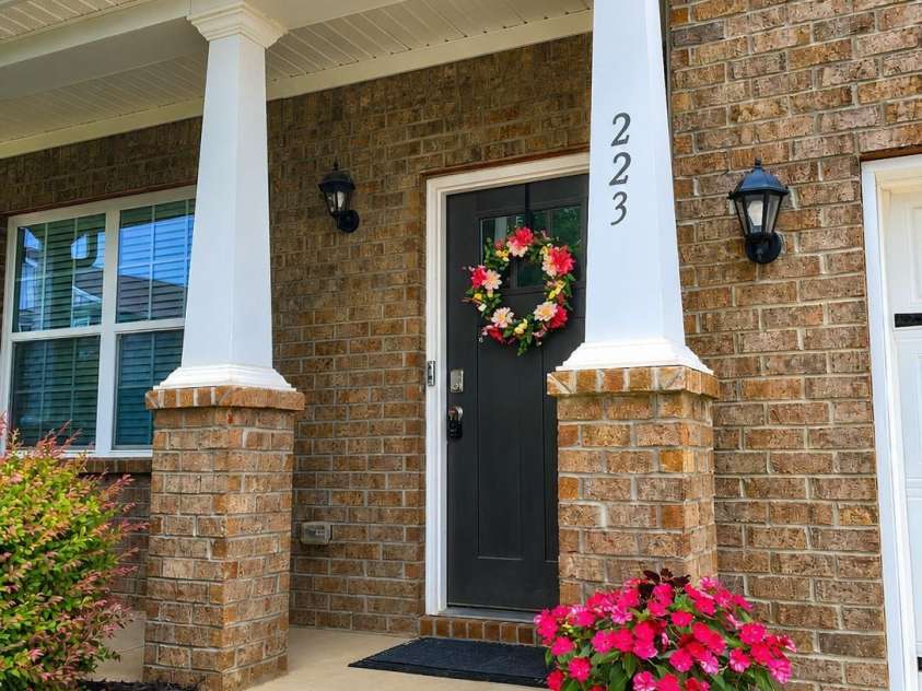 223 Marathon Lane, Candler, NC 28715.  MLS# CAR4405439, YatesRealty ID 40532. 