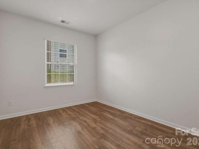 223 Marathon Lane, Candler, NC 28715.  MLS# CAR4405439, YatesRealty ID 40532. 