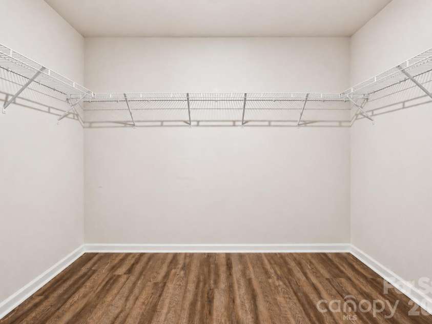 223 Marathon Lane, Candler, NC 28715.  MLS# CAR4405439, YatesRealty ID 40532. 