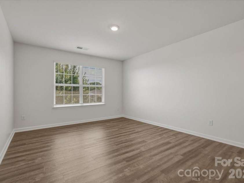 223 Marathon Lane, Candler, NC 28715.  MLS# CAR4405439, YatesRealty ID 40532. 