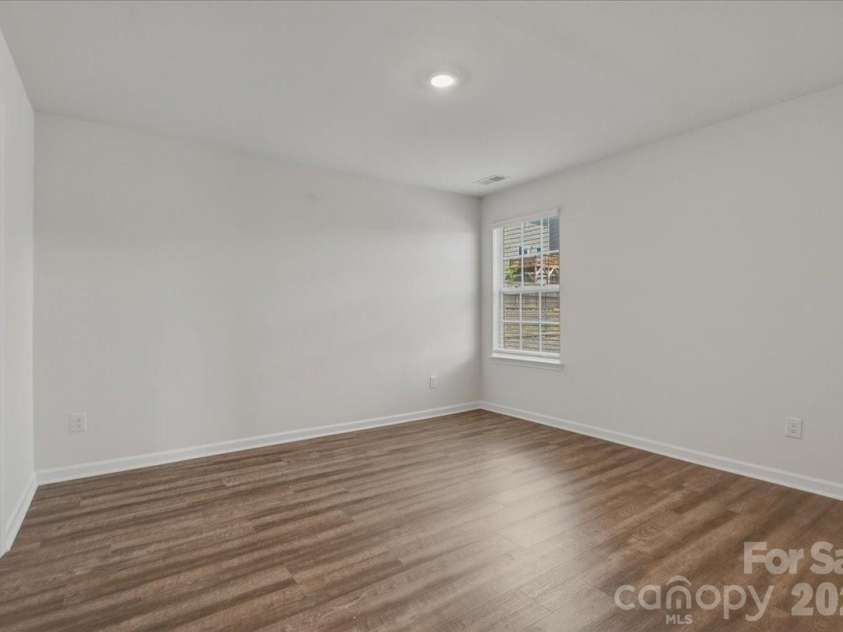 223 Marathon Lane, Candler, NC 28715.  MLS# CAR4405439, YatesRealty ID 40532. 