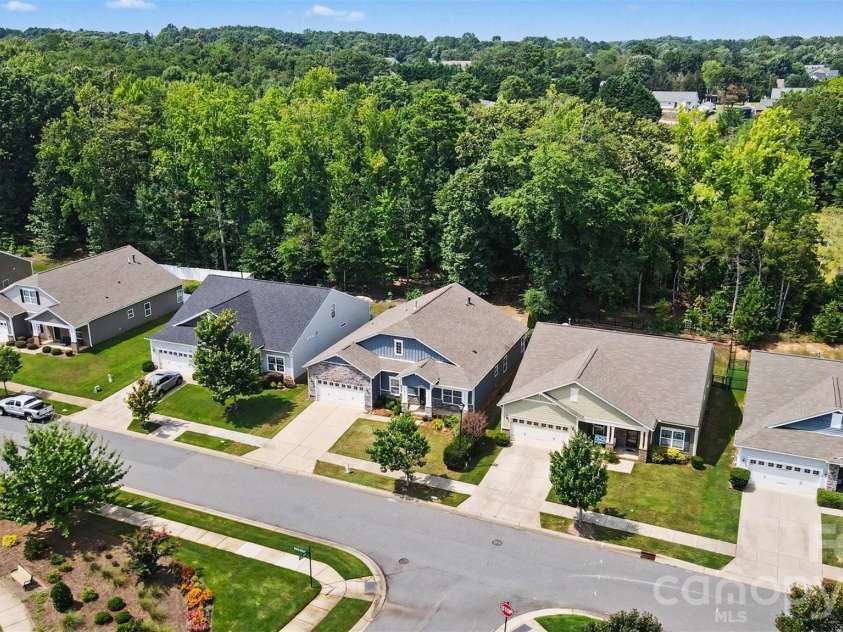1604 Spring Blossom Trail, Fort Mill, SC 29708.  MLS# CAR4407322, YatesRealty ID 40533. 