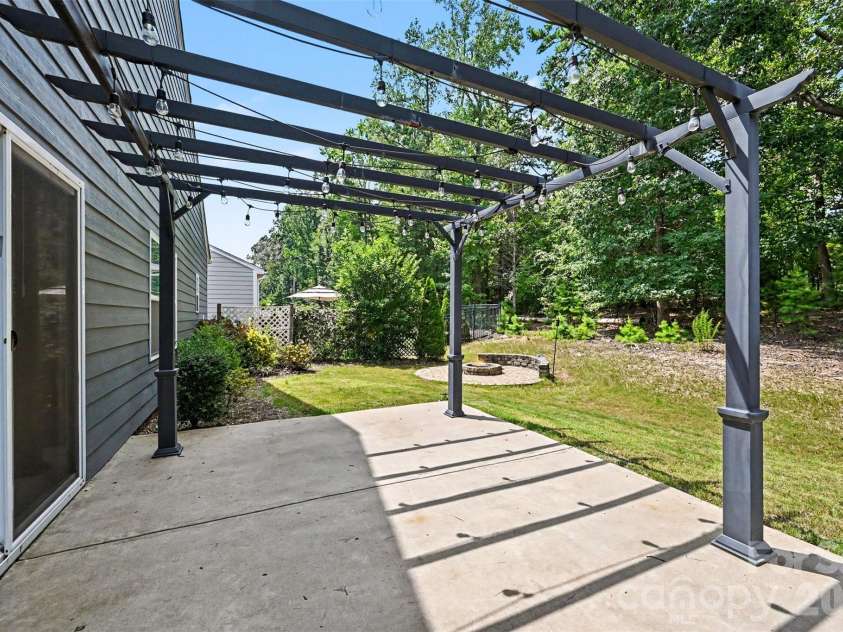 1604 Spring Blossom Trail, Fort Mill, SC 29708.  MLS# CAR4407322, YatesRealty ID 40533. Extended patio