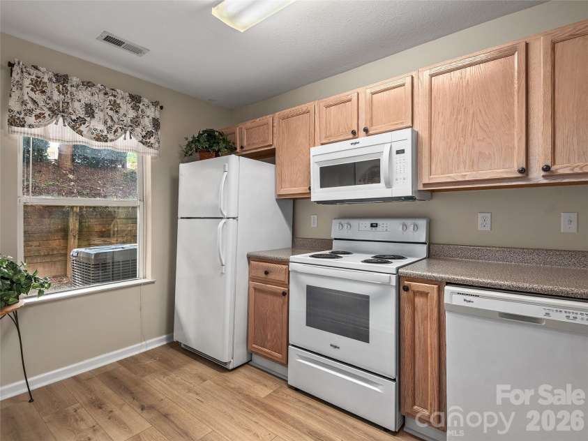 403 Carrington Place, Arden, NC 28704.  MLS# CAR4408568, YatesRealty ID 40534. 