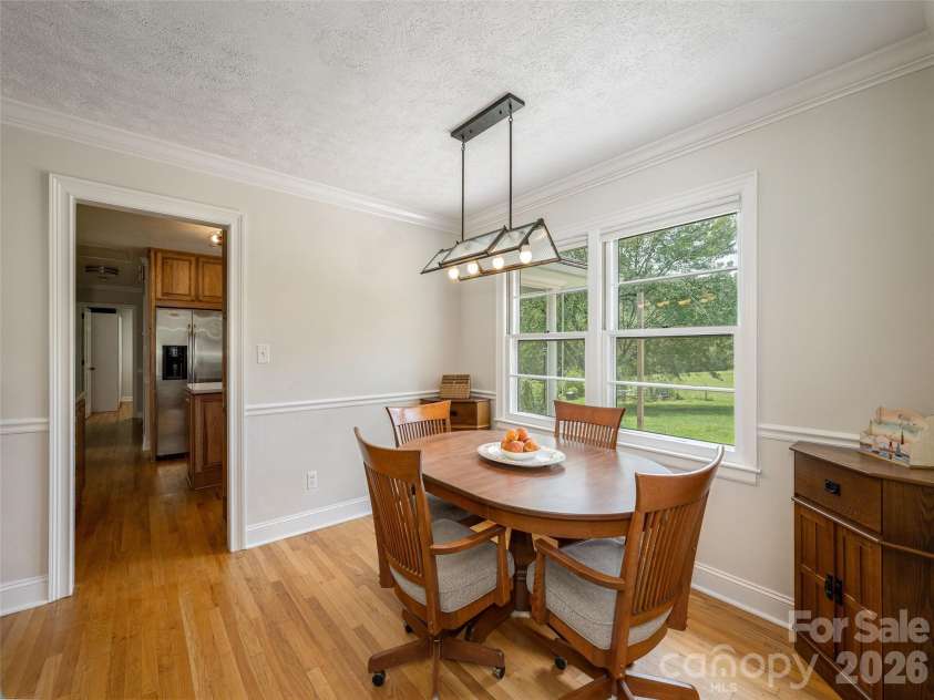 525 Carson Drive, Hendersonville, NC 28791.  MLS# CAR4409464, YatesRealty ID 40537. Dining Room
