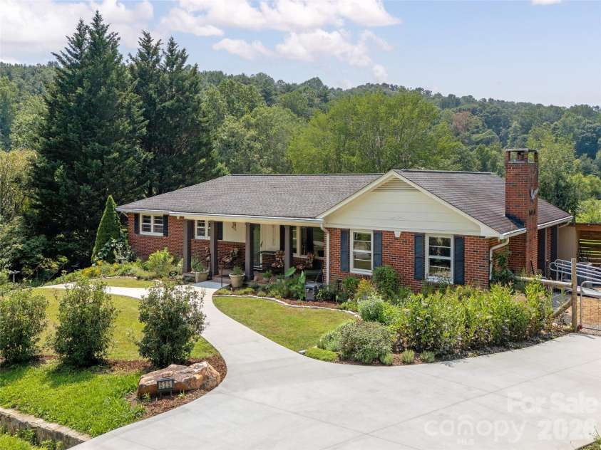 525 Carson Drive, Hendersonville, NC 28791.  MLS# CAR4409464, YatesRealty ID 40537. Exterior Front