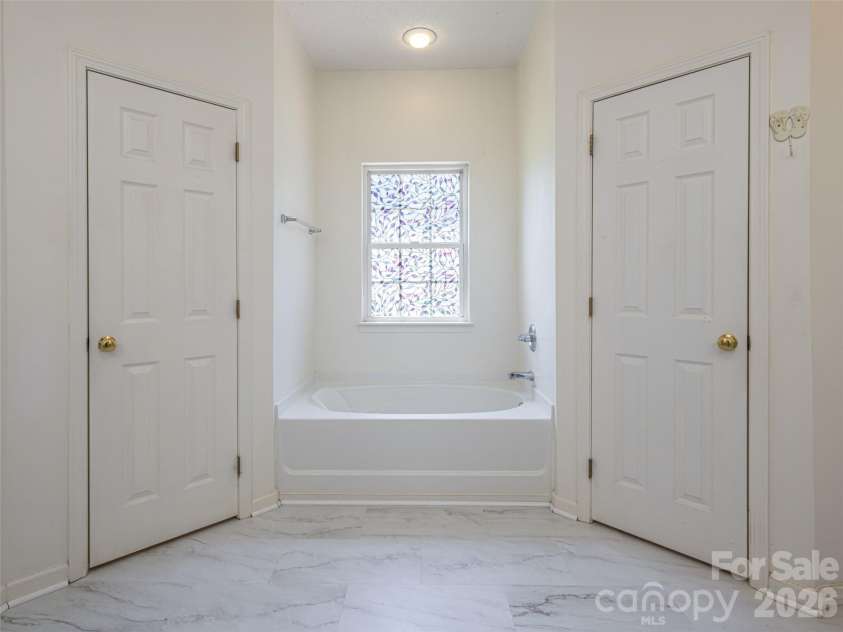 10 Ashe Road, Candler, NC 28715.  MLS# CAR4408371, YatesRealty ID 40538. 