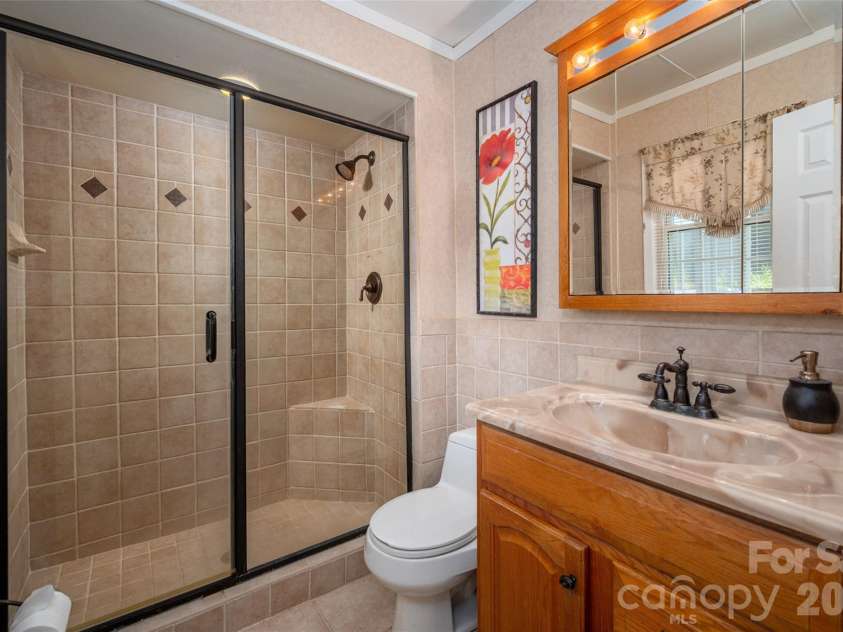 6637 Old Post Road, Charlotte, NC 28212.  MLS# CAR4407998, YatesRealty ID 40539. 