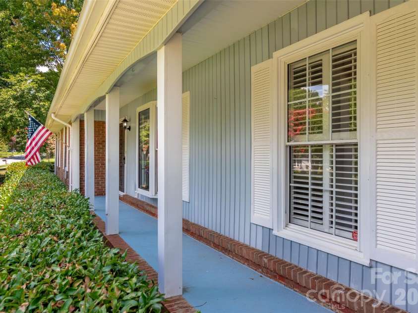 6637 Old Post Road, Charlotte, NC 28212.  MLS# CAR4407998, YatesRealty ID 40539. 