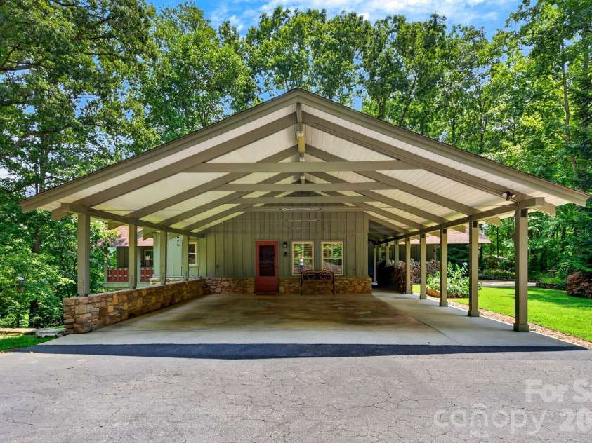 760 Glenn Bridge Road, Arden, NC 28704.  MLS# CAR4408789, YatesRealty ID 40540. 