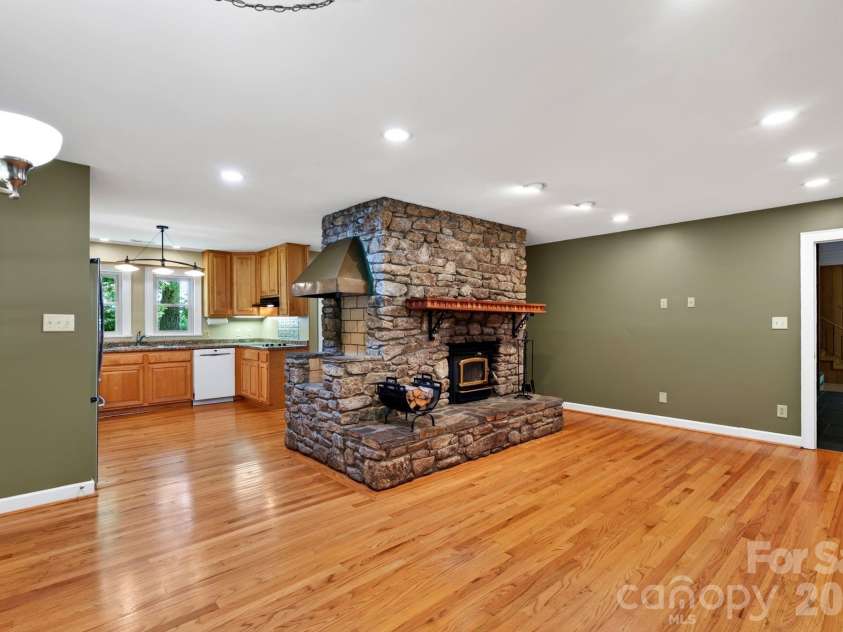 760 Glenn Bridge Road, Arden, NC 28704.  MLS# CAR4408789, YatesRealty ID 40540. 