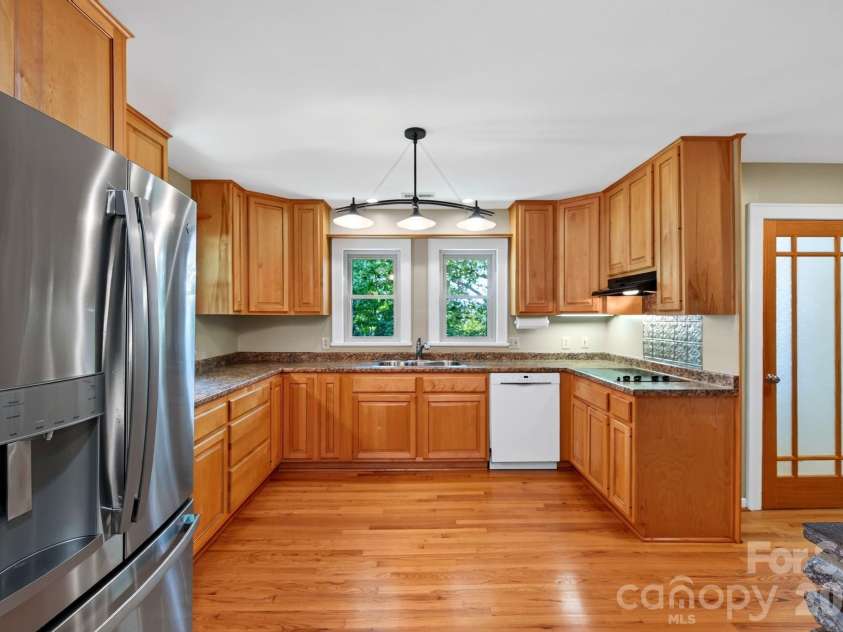 760 Glenn Bridge Road, Arden, NC 28704.  MLS# CAR4408789, YatesRealty ID 40540. 