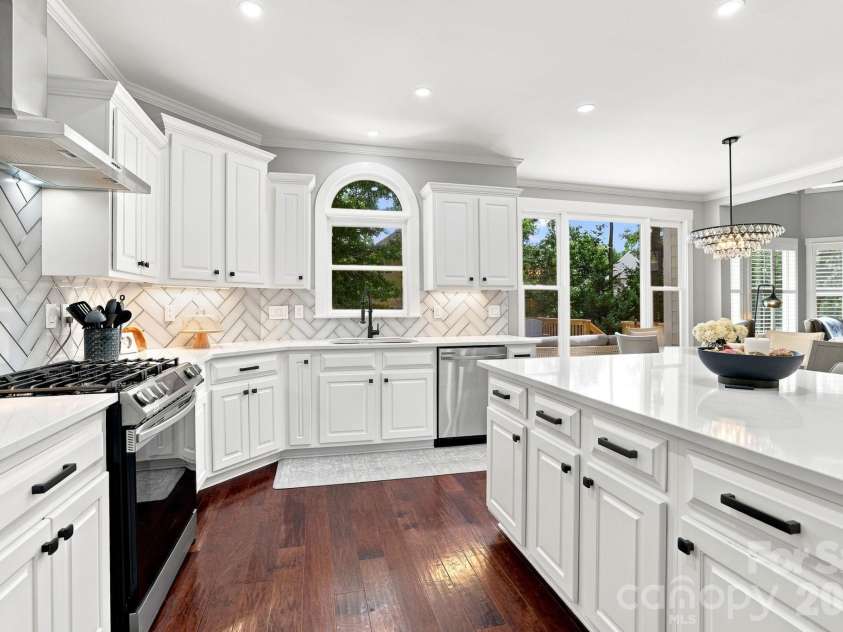 17021 Laurelmont Court, Fort Mill, SC 29707.  MLS# CAR4406674, YatesRealty ID 40541. 