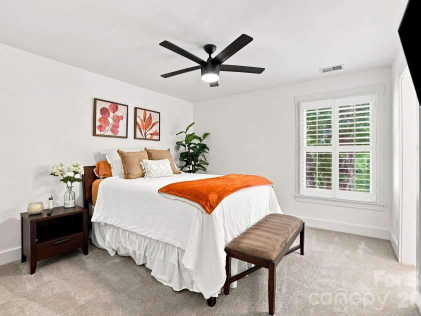 17021 Laurelmont Court, Fort Mill, SC 29707.  MLS# CAR4406674, YatesRealty ID 40541. 