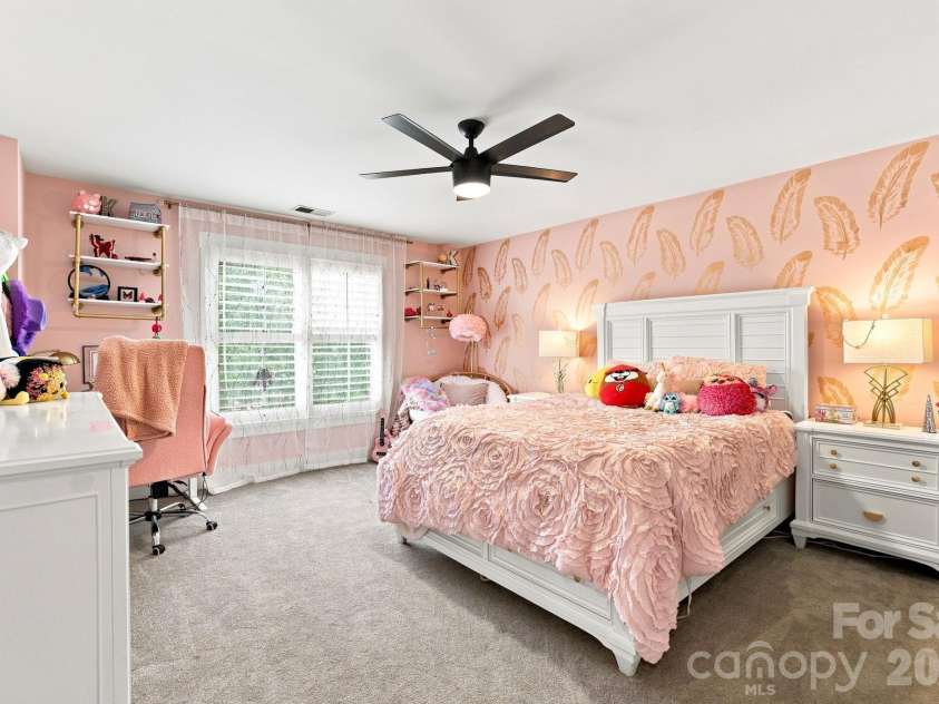 17021 Laurelmont Court, Fort Mill, SC 29707.  MLS# CAR4406674, YatesRealty ID 40541. 