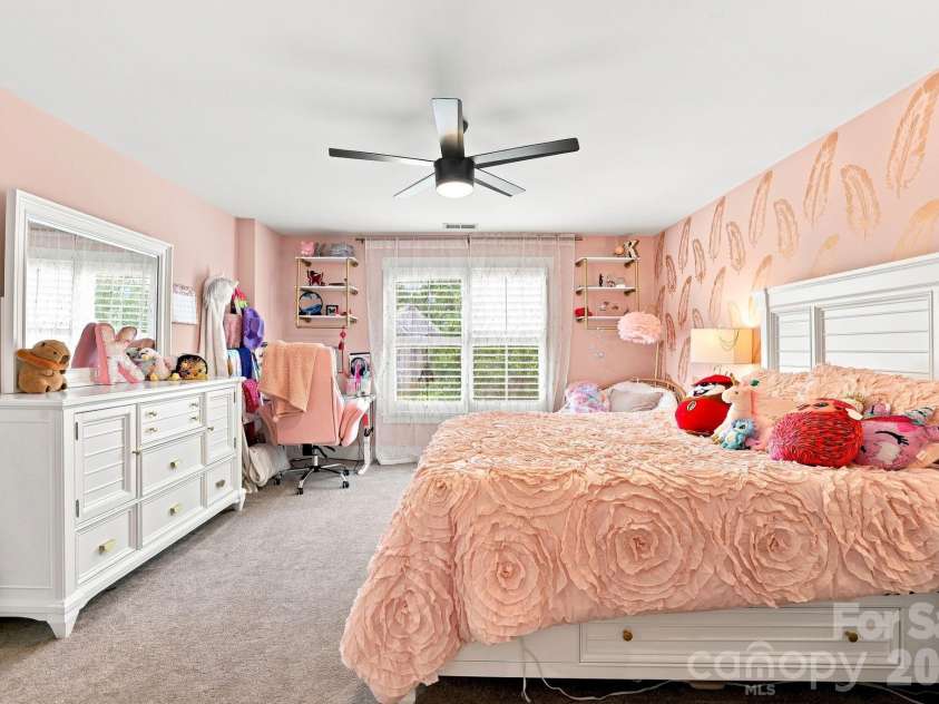 17021 Laurelmont Court, Fort Mill, SC 29707.  MLS# CAR4406674, YatesRealty ID 40541. 