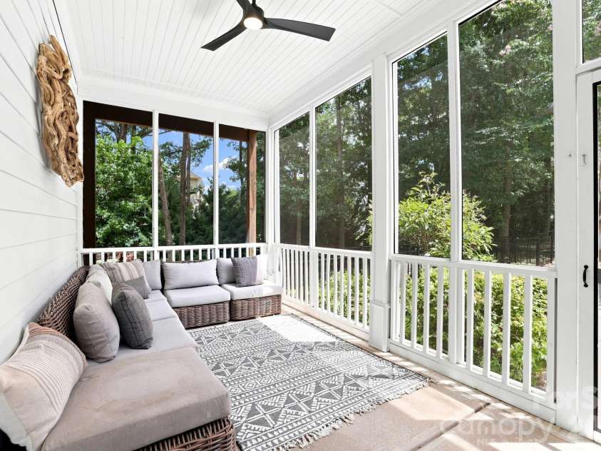 17021 Laurelmont Court, Fort Mill, SC 29707.  MLS# CAR4406674, YatesRealty ID 40541. 