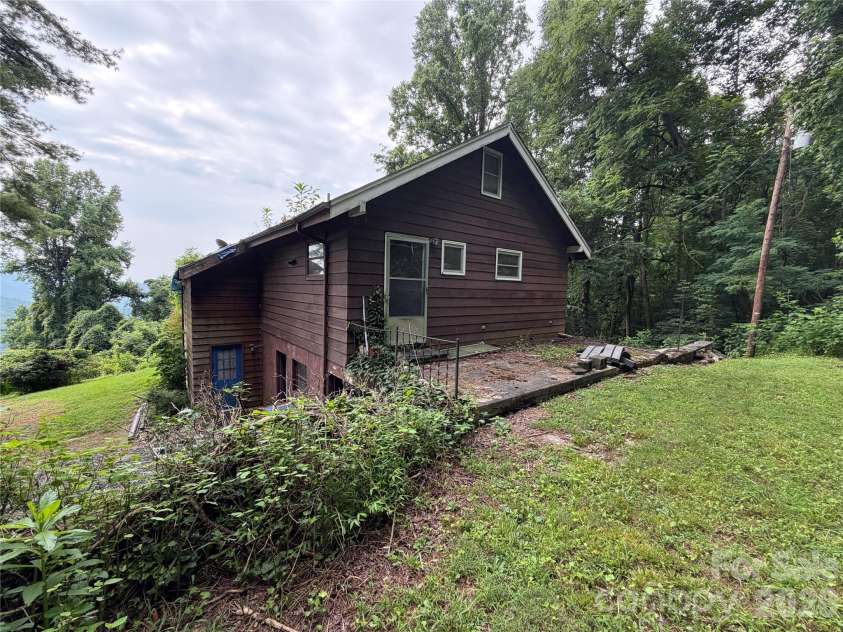 4897 Hwy 226 Highway, Little Switzerland, NC 28749.  MLS# CAR4407928, YatesRealty ID 40542. 