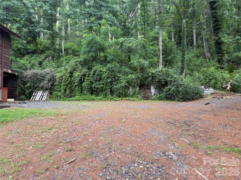 4897 Hwy 226 Highway, Little Switzerland, NC 28749.  MLS# CAR4407928, YatesRealty ID 40542. 