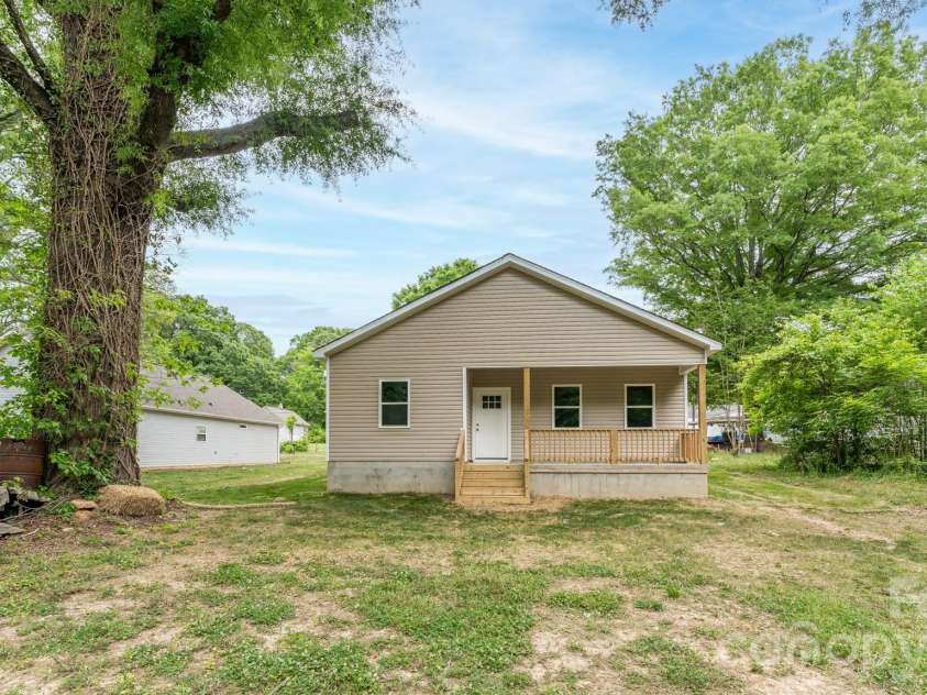 1019 Ransom Street, Gastonia, NC 28052.  MLS# CAR4409663, YatesRealty ID 40543. 