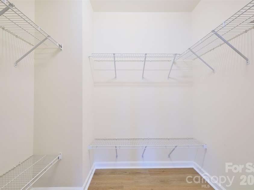 4960 Summerside Drive, Lake Wylie, SC 29710.  MLS# CAR4406000, YatesRealty ID 40544. Master closet