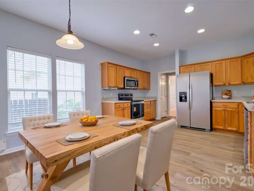 4960 Summerside Drive, Lake Wylie, SC 29710.  MLS# CAR4406000, YatesRealty ID 40544. Virtually stage breakfast area