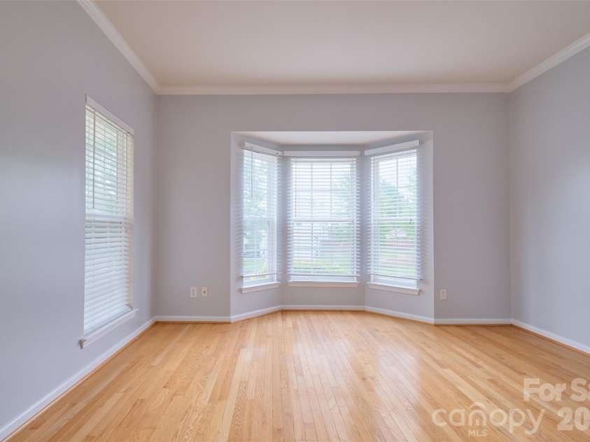 4960 Summerside Drive, Lake Wylie, SC 29710.  MLS# CAR4406000, YatesRealty ID 40544. Work from home in this spacious office