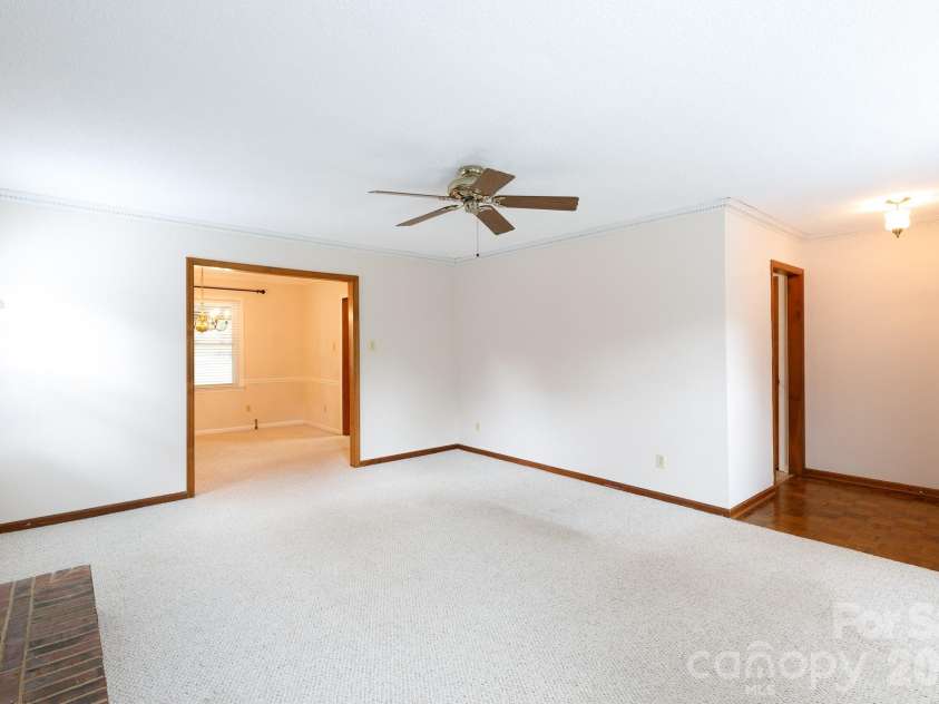 1667 Heatherhill Road, Rock Hill, SC 29732.  MLS# CAR4408660, YatesRealty ID 40545. 