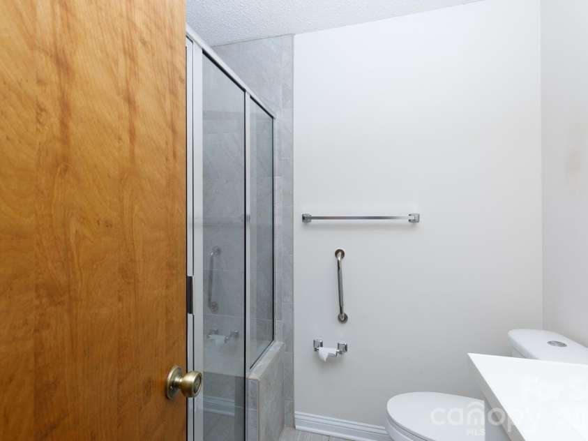 1667 Heatherhill Road, Rock Hill, SC 29732.  MLS# CAR4408660, YatesRealty ID 40545. 