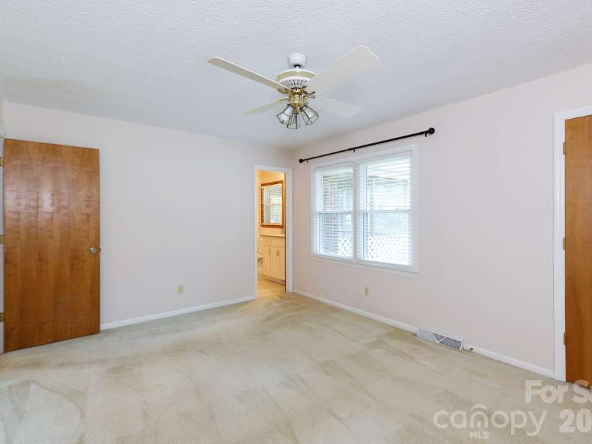 1667 Heatherhill Road, Rock Hill, SC 29732.  MLS# CAR4408660, YatesRealty ID 40545. 